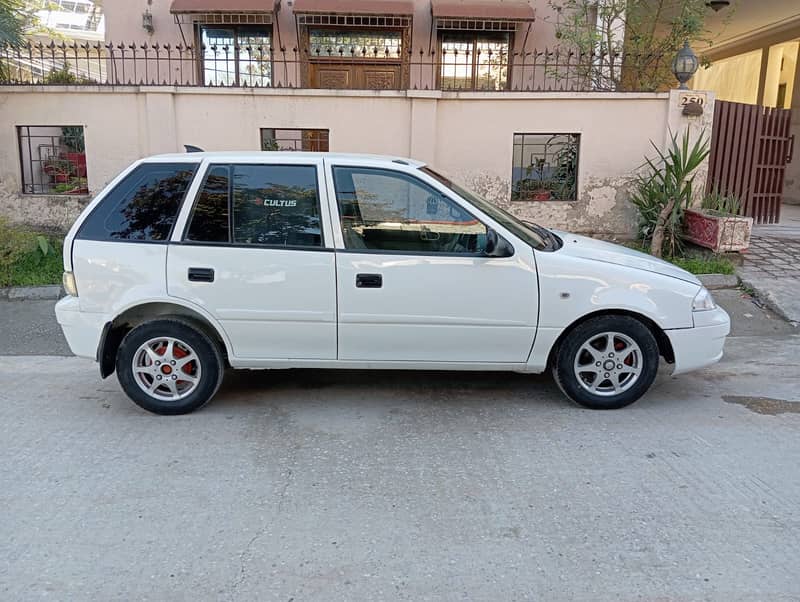 Suzuki Cultus 2017 - limited edition 6