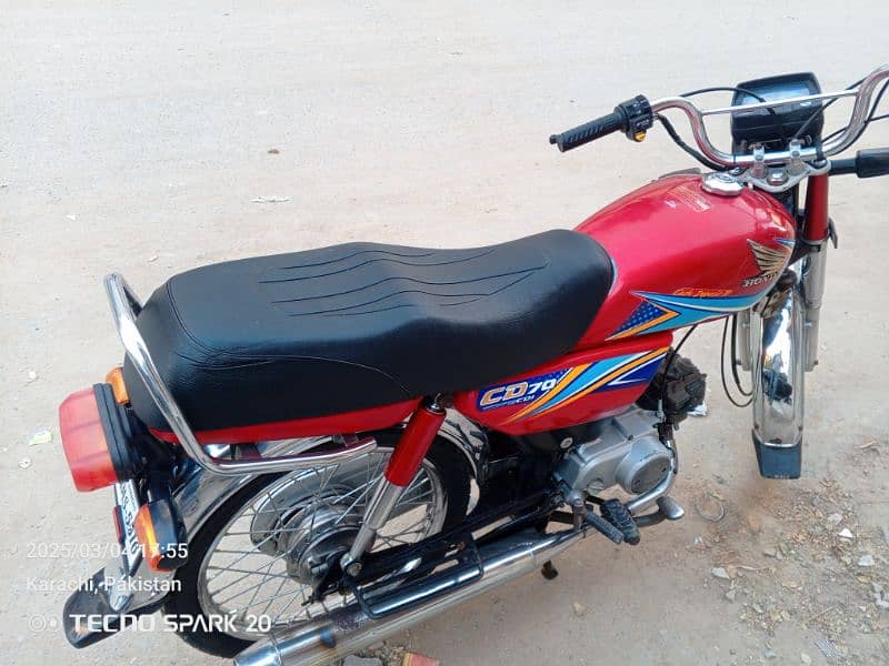 Honda CD 70 red colour 9