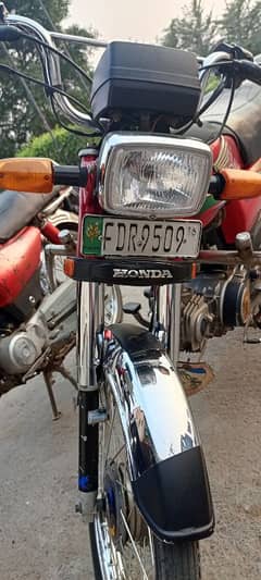 honda cd 70 model 2016 lush condition one hand use