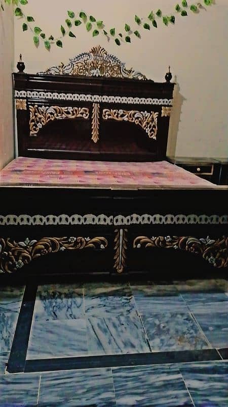 Bed and dressing for sale in very cheap price 0