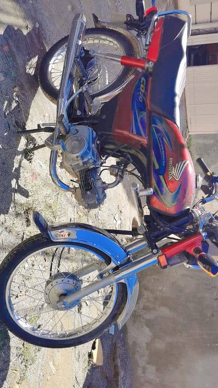 Honda CD 70 model 2024 like new bike 5