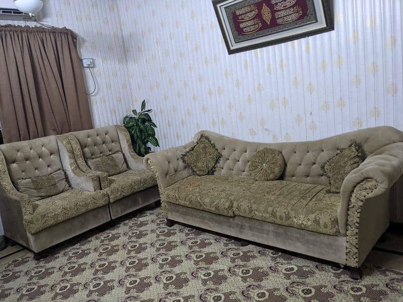 7 Seater Luxury Sofa Set 5