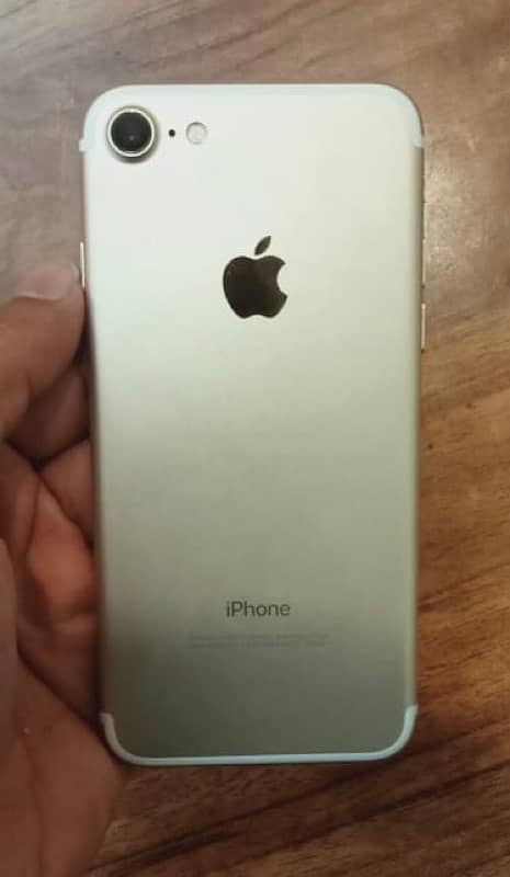 iPhone 7g gold 32 gb 1