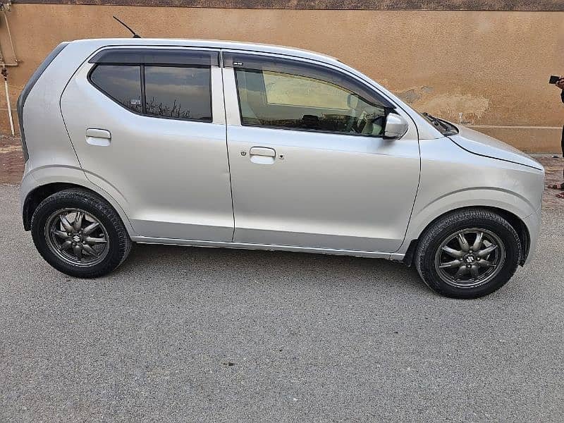 Suzuki Alto 2014 5