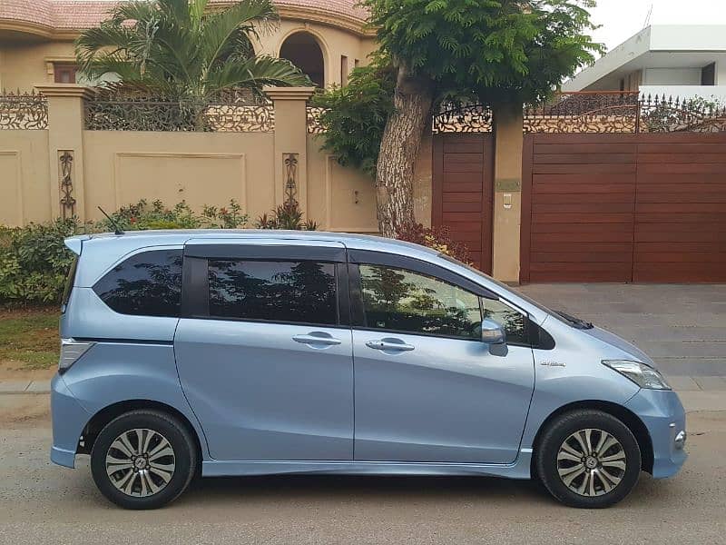 Honda Freed 2012 || 2017 Full Option 4