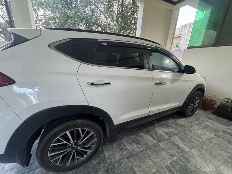 Hyundai Tucson 2021 4