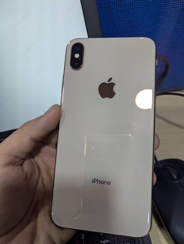 Iphone xs max 6