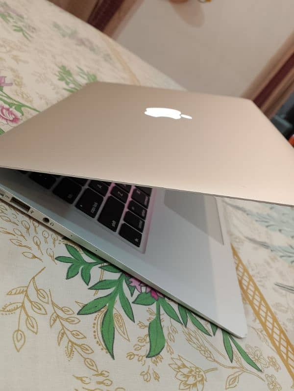 MacBook Air 2015 for sale 5