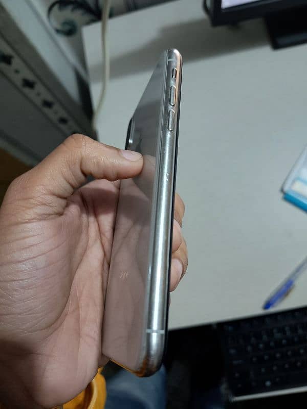 iphone x 256gb for sale condition 9/10 4