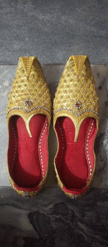 Golden Color Handcrafted Embroidered thread work Khussa 10 No size 1