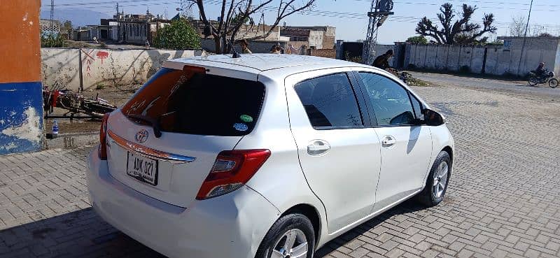 Toyota Vitz 2014 3