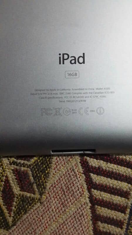 iPad 2 urgent sale 16GB 2GB 3