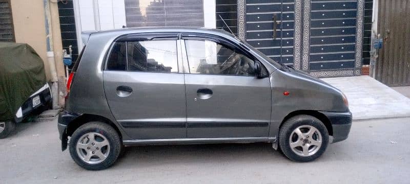 Hyundai Santro CLUB 2004 Matelick Grey Full Chillled AC Brand NewTyers 3