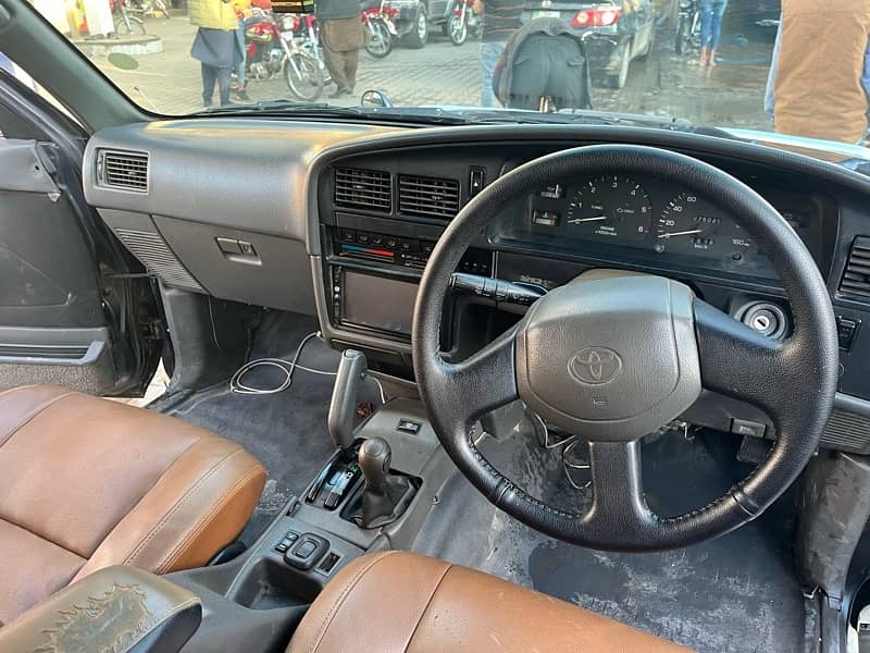 Toyota hilux surf 4by4 for sale 7