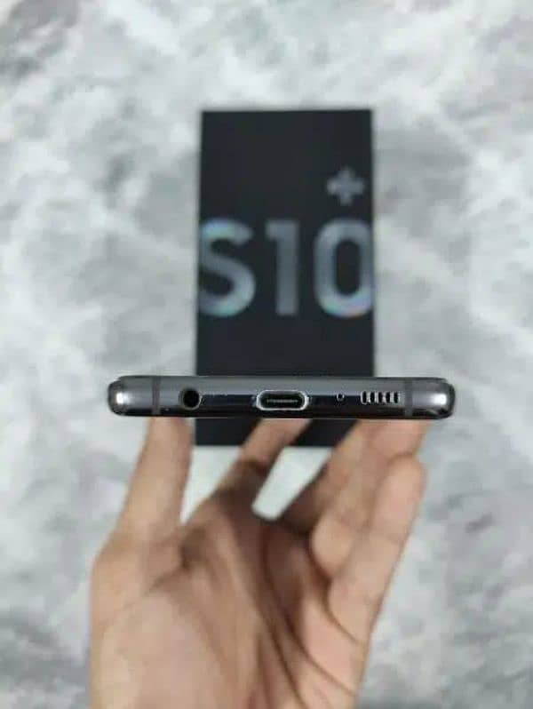 Samsung S10 Plus 8 GB 128 GB 3