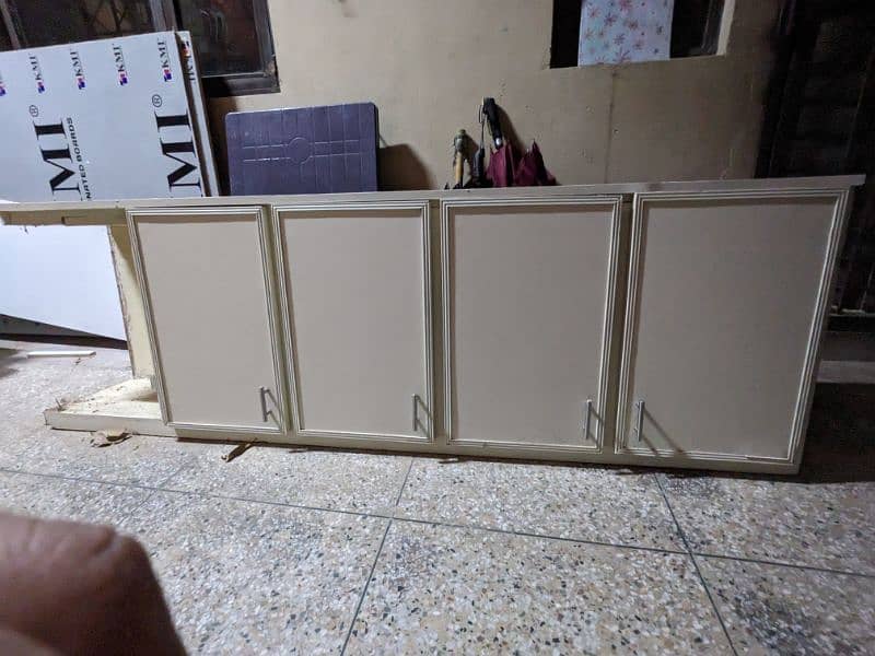 kitchen cabinets good condition 3