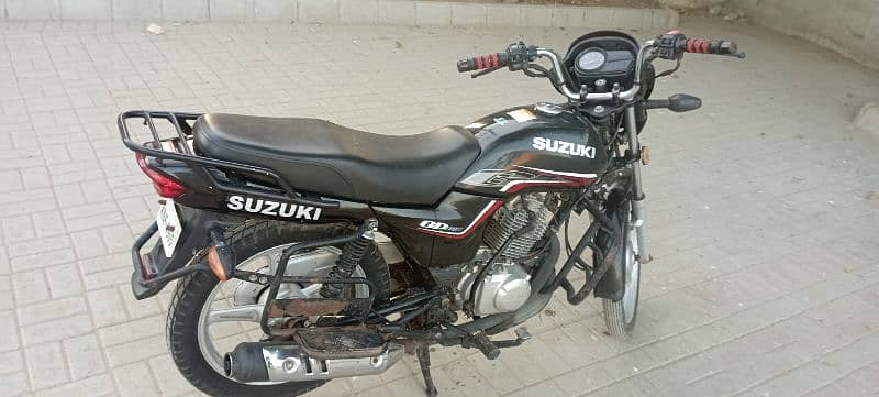 Suzuki gd 110 7