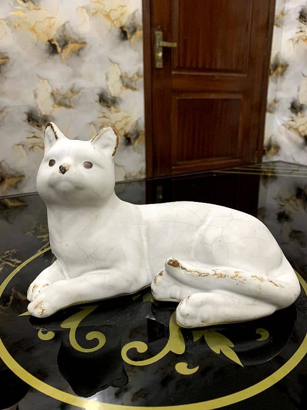 Ceramic White Cat Figurine 0