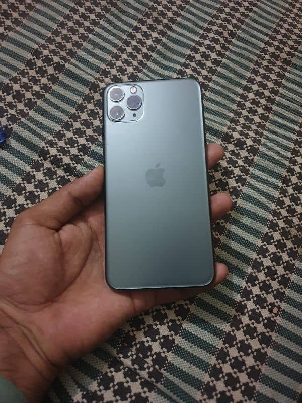 iPhone 11 Pro Max 2