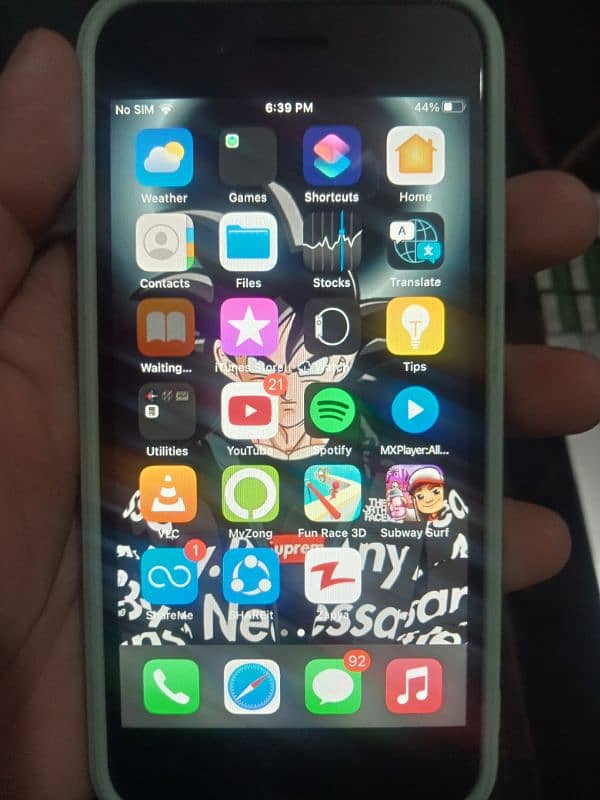 Iphone 7 in good condition 3