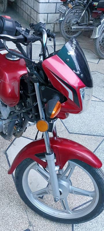 Suzuki GD110 4