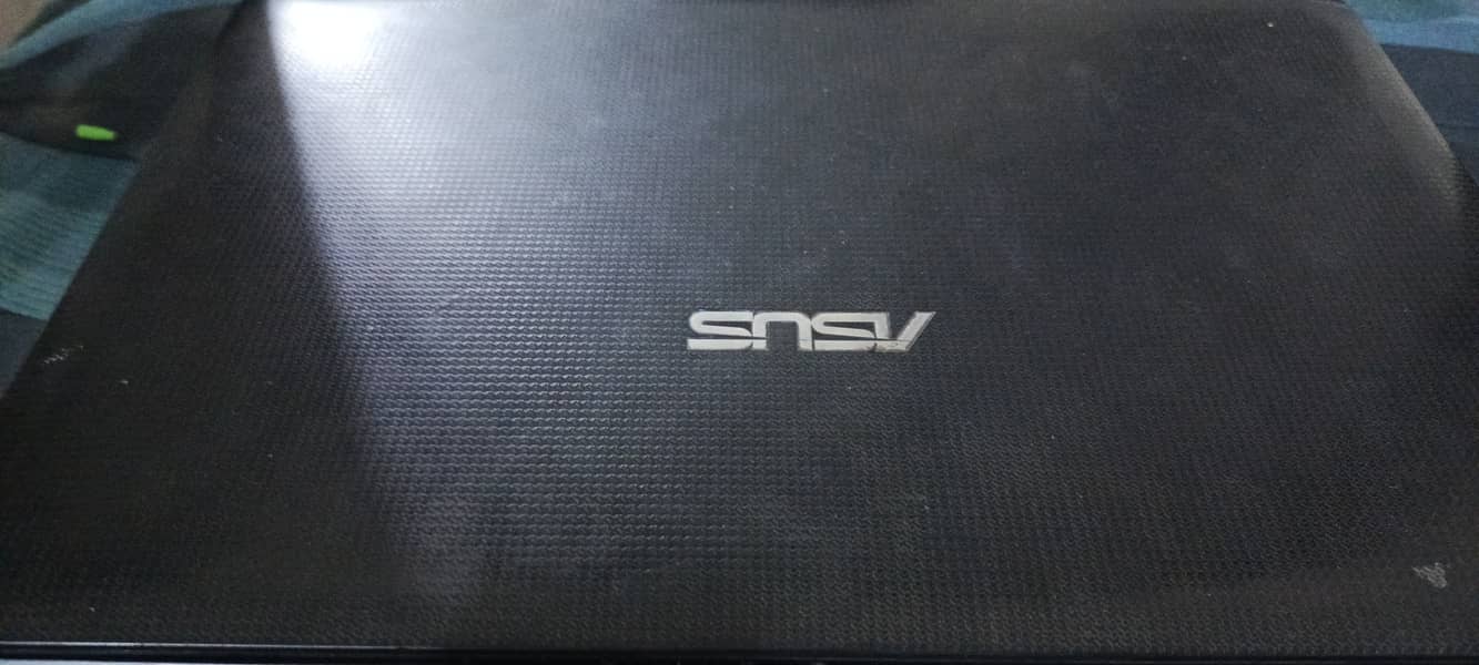 laptop for sale a urgent need money 0