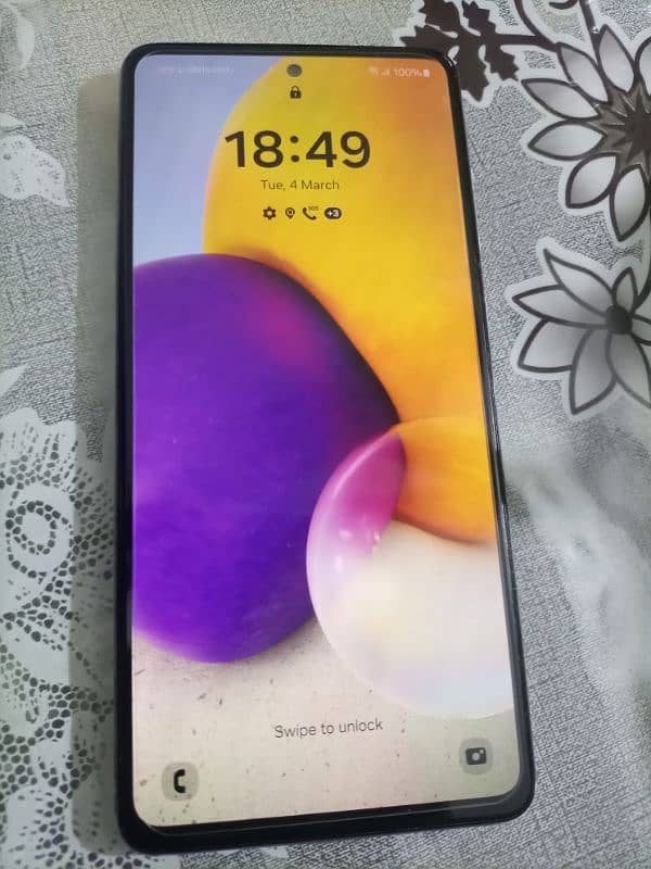 Samsung A72 8/128 with box 7