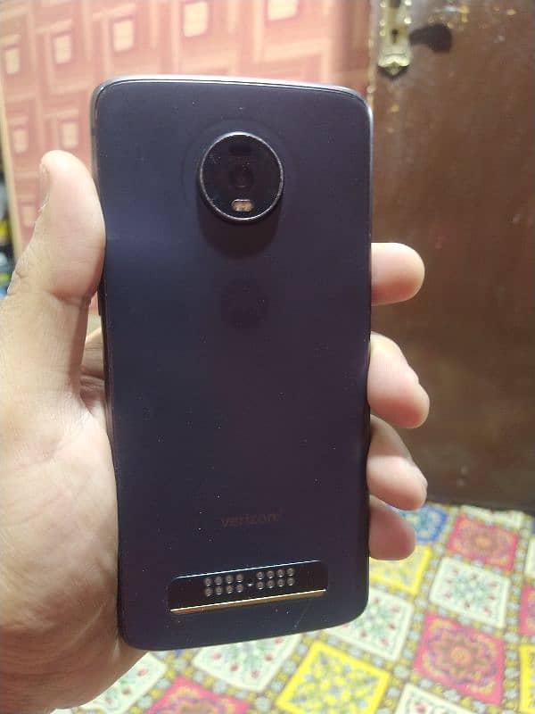 Motorola Z4 urgent sale 4