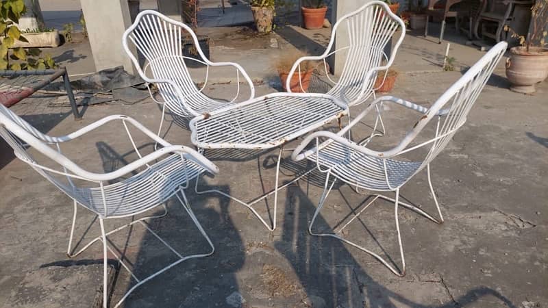 Outdoor Tables and chairs 1