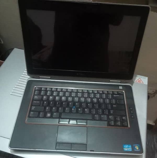 DEll Core i7 Laptop 0