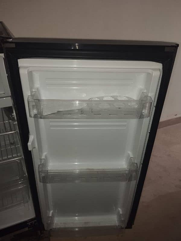 Pel refrigerator life pro 1 door 2