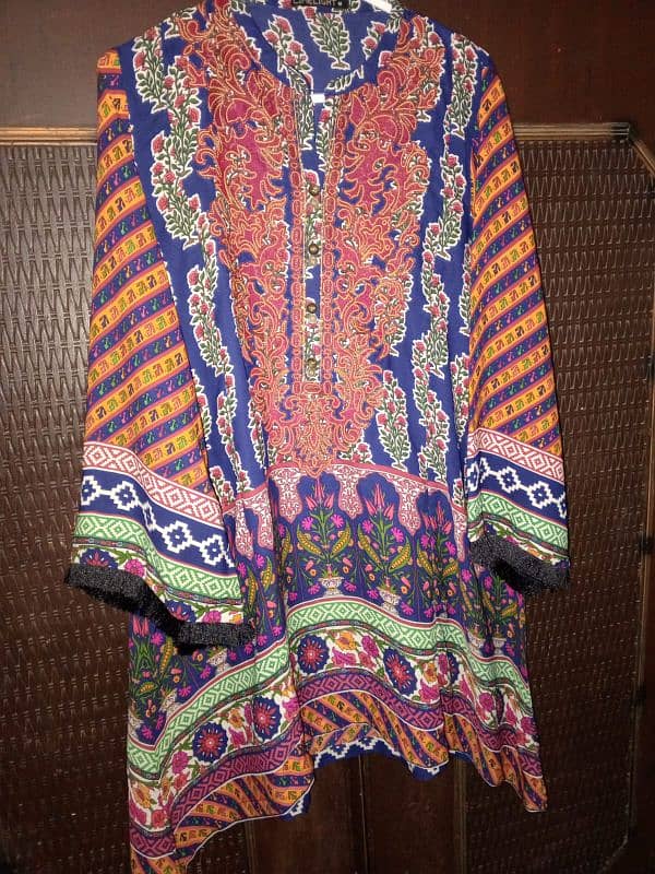 1 kurti price 1500\= 3