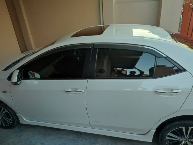 Toyota Corolla Altis X 1.6 Special Edition 2021 4