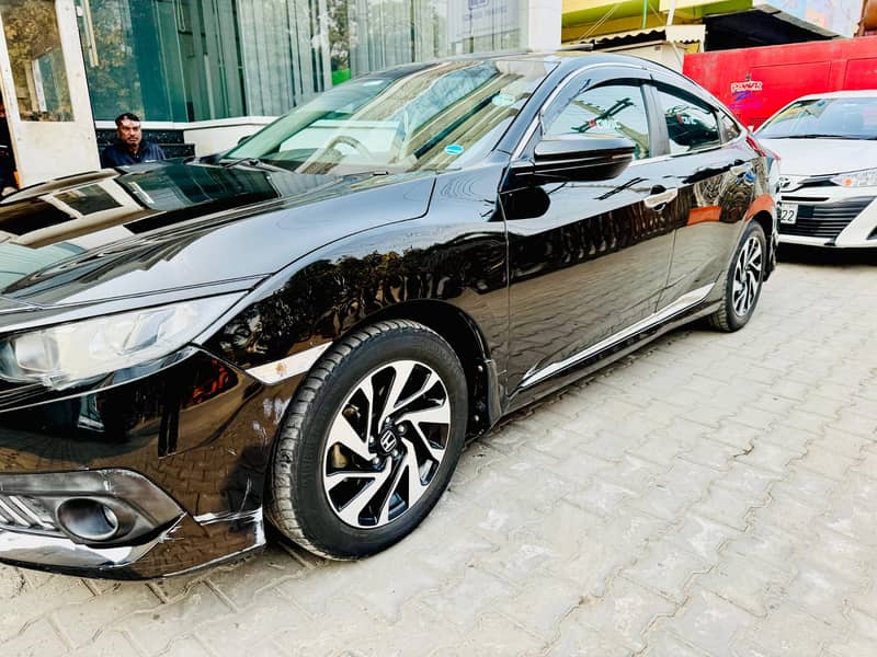 Honda Civic VTi Oriel  2018 9