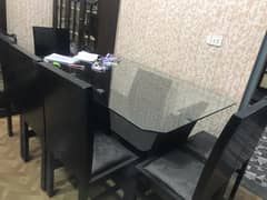 Used Decent Style Dining Table Is for sell