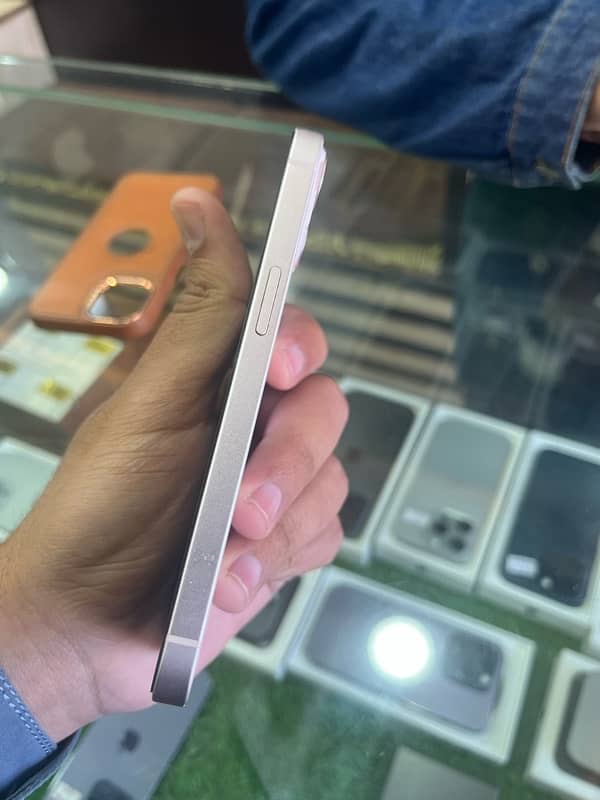 Iphone 13 Non PTA 128 GB 4