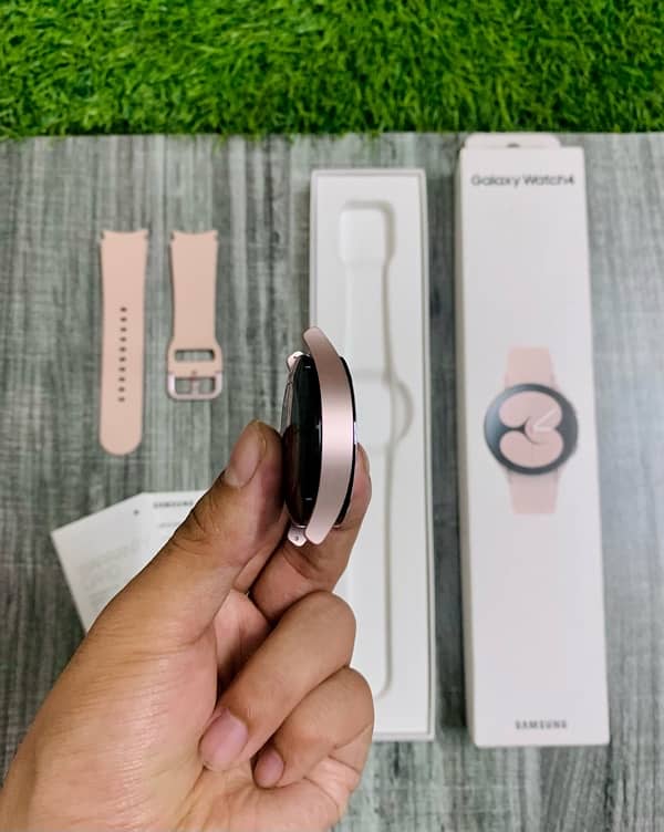 Samsung watch 4 Wifi + GPS 1