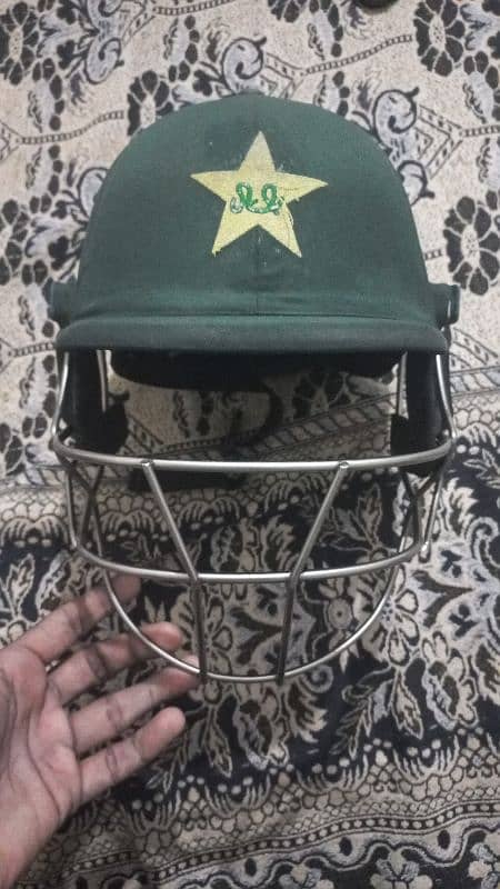 Cricket Helmet 0