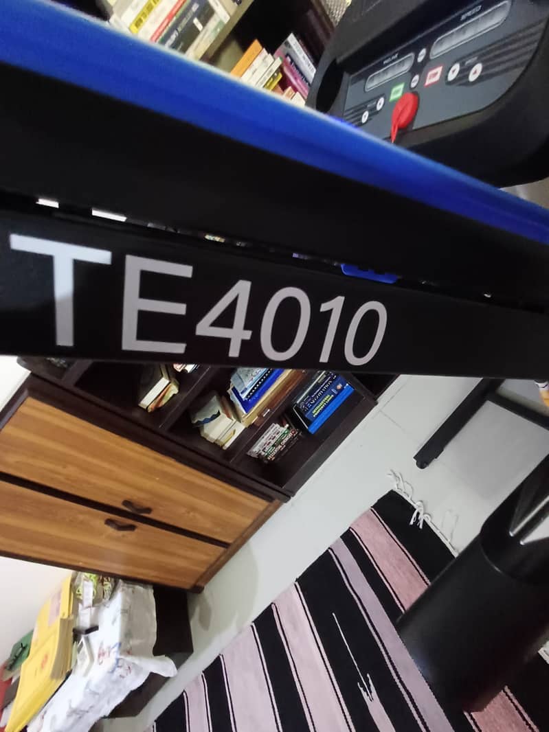 For Sale: Slimline TE4010 Treadmill 0