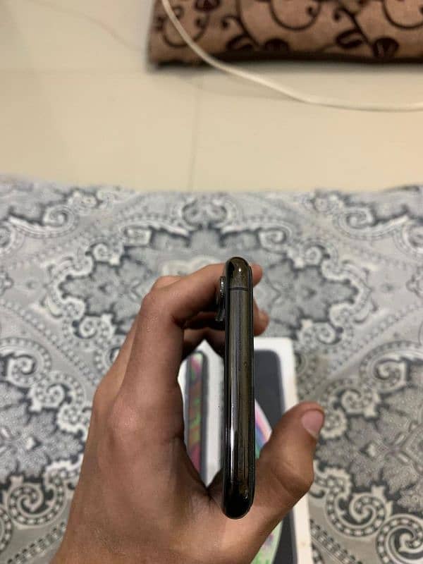 iphone xs max 64gb approve 3