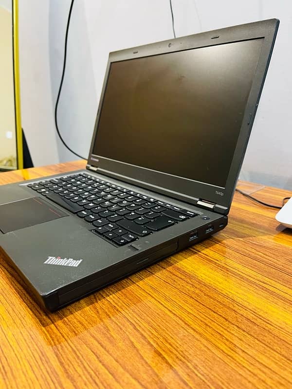 Lenovo i5 4th gen 0