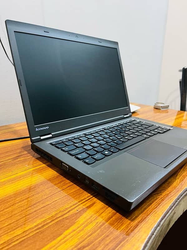 Lenovo i5 4th gen 2