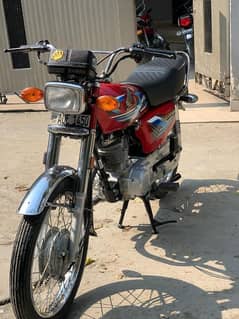 Honda 125 for sale condition new