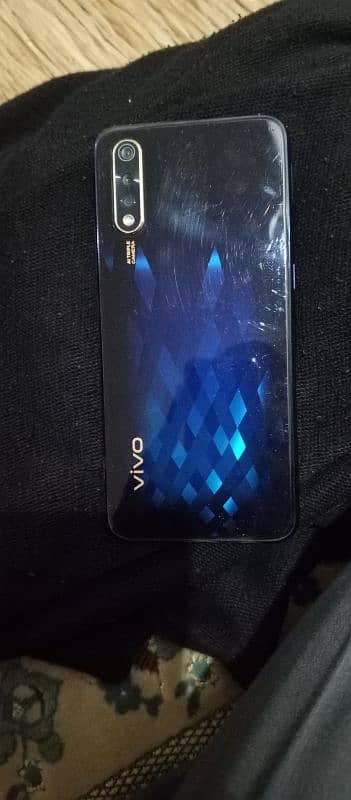 Vivi S1  4/128 GB 10by10 4