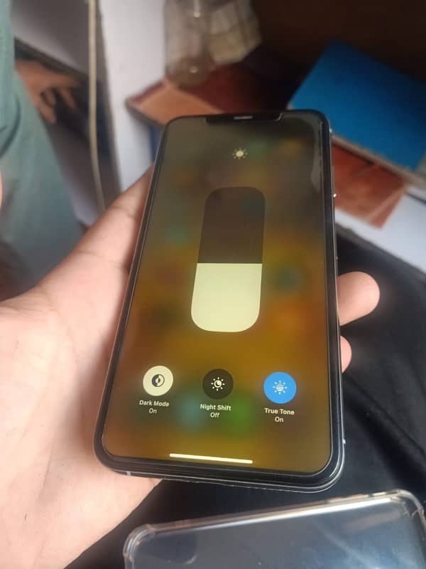 Non PTA IPhone XS Max 64 GB 4