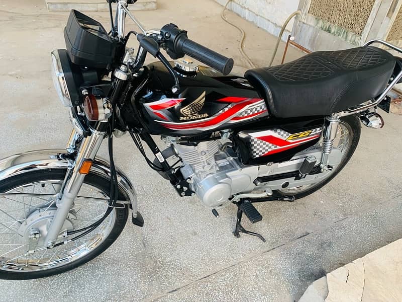 Honda CG 125 black 2024 Punjab registered 3