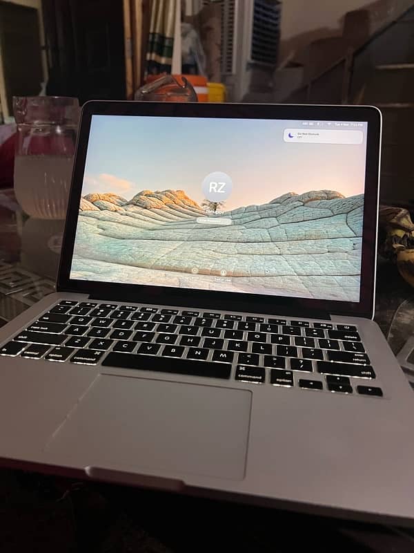 macbook pro 2