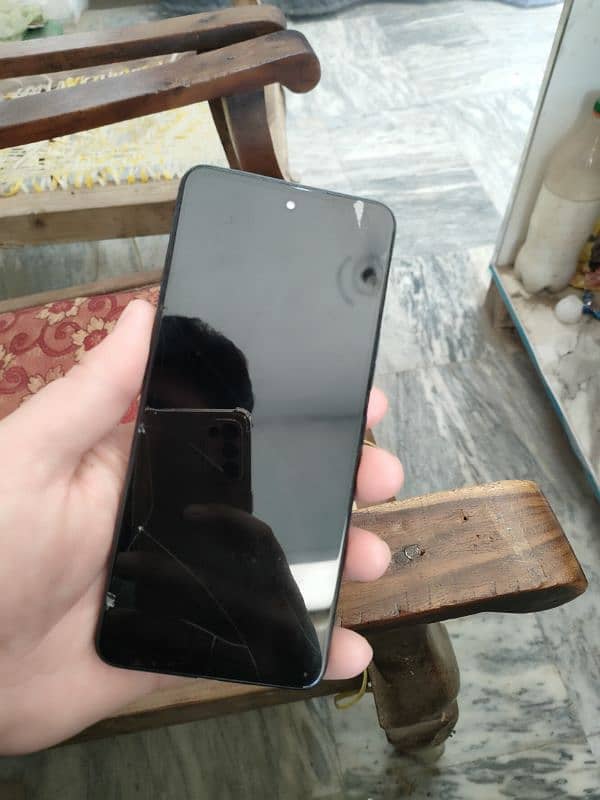 camon 18t 4+4 128gb all ok just glas crak ha jauharabad 12chak 2