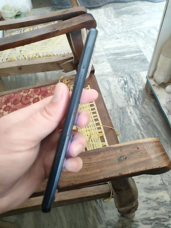 camon 18t 4+4 128gb all ok just glas crak ha jauharabad 12chak 3