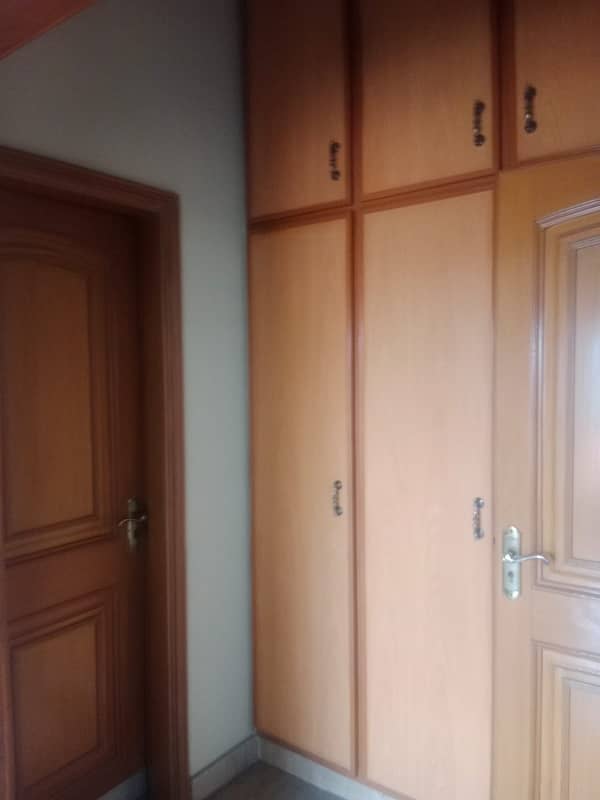 10 Marla Upper Portion For Rent UET Society Near Wapda Town 11